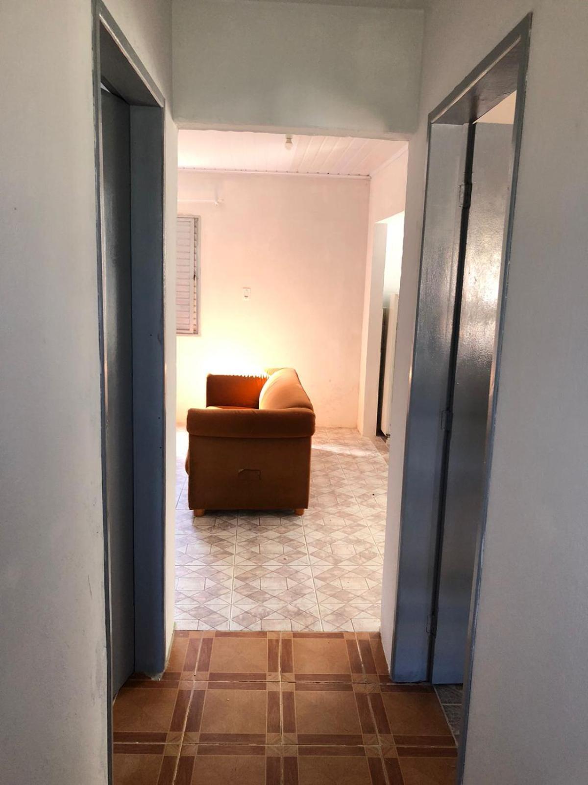 Casa Com 2 Quartos Grandes A 150m Da